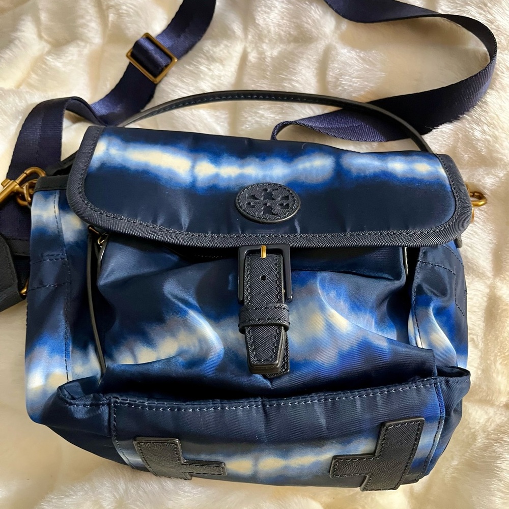 Tory Burch Tie Dye Scout Nylon Crossbody Bag Blue - Picture 3 of 6